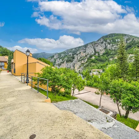 Vacanceole - Les Gorges Rouges Apart Otel Guillaumes