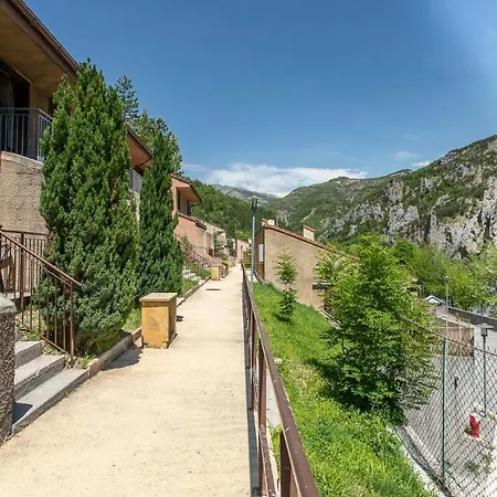 Vacanceole - Les Gorges Rouges 2*